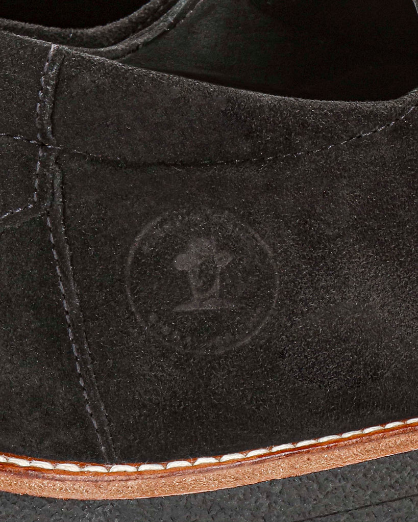 Gante zapatos de piel con forro interior de piel. negro