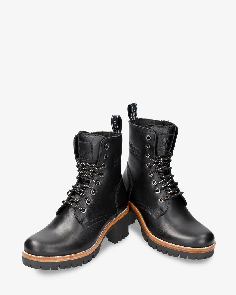 Padma botas de piel con forro interior de piel. negro