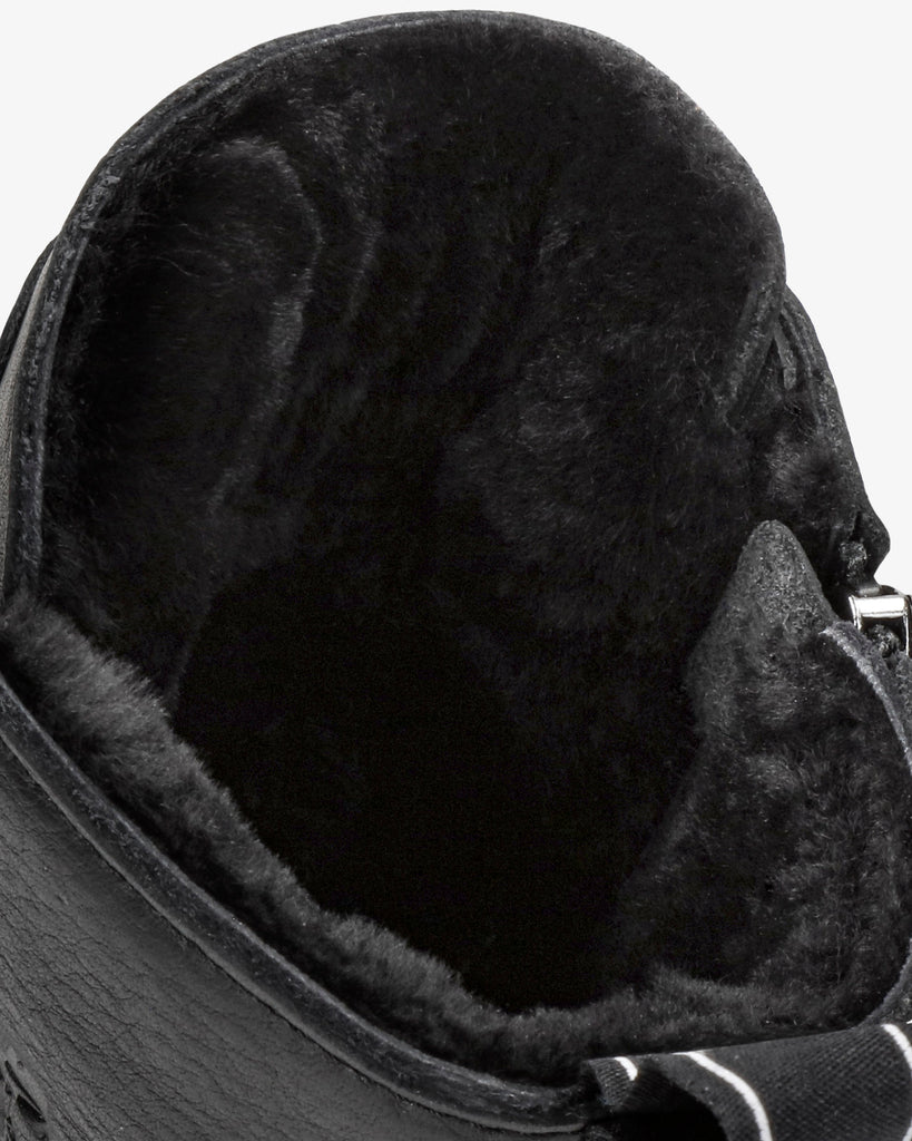 Padma Igloo botas de piel con forro interior de pelo natural. negro