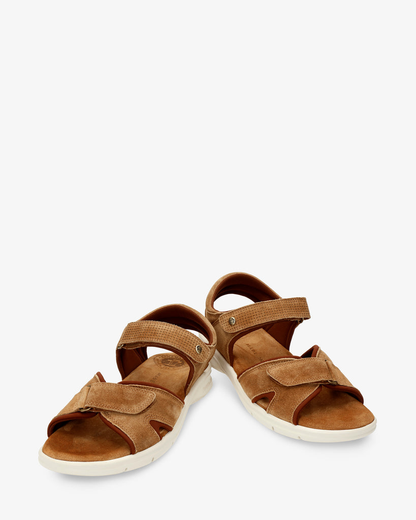 Sanders sandalias de piel con forro interior de lycra. camel